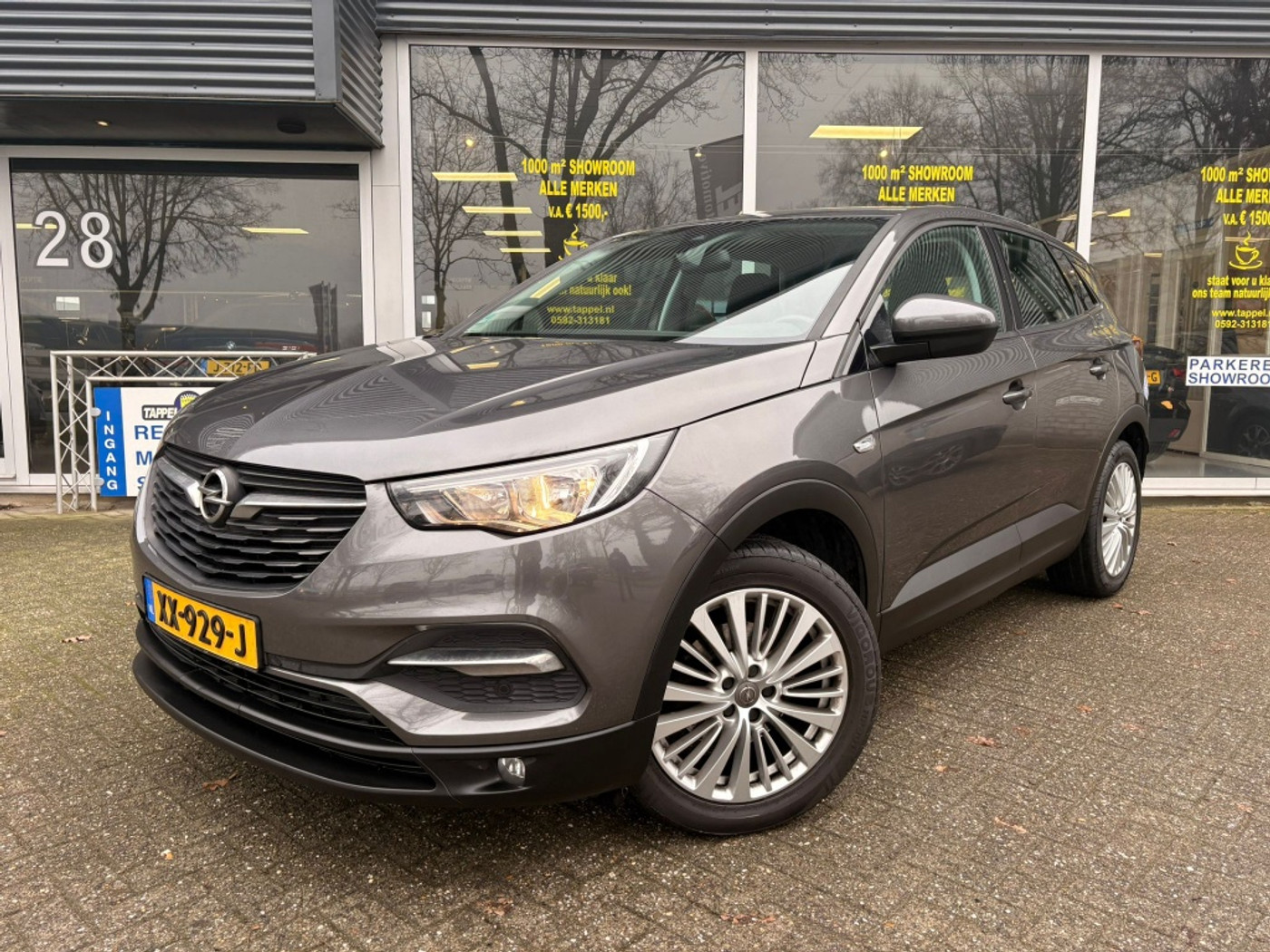 Opel Grandland X 1.2 Turbo Innovation complete uitvoering 2018 - voorkant