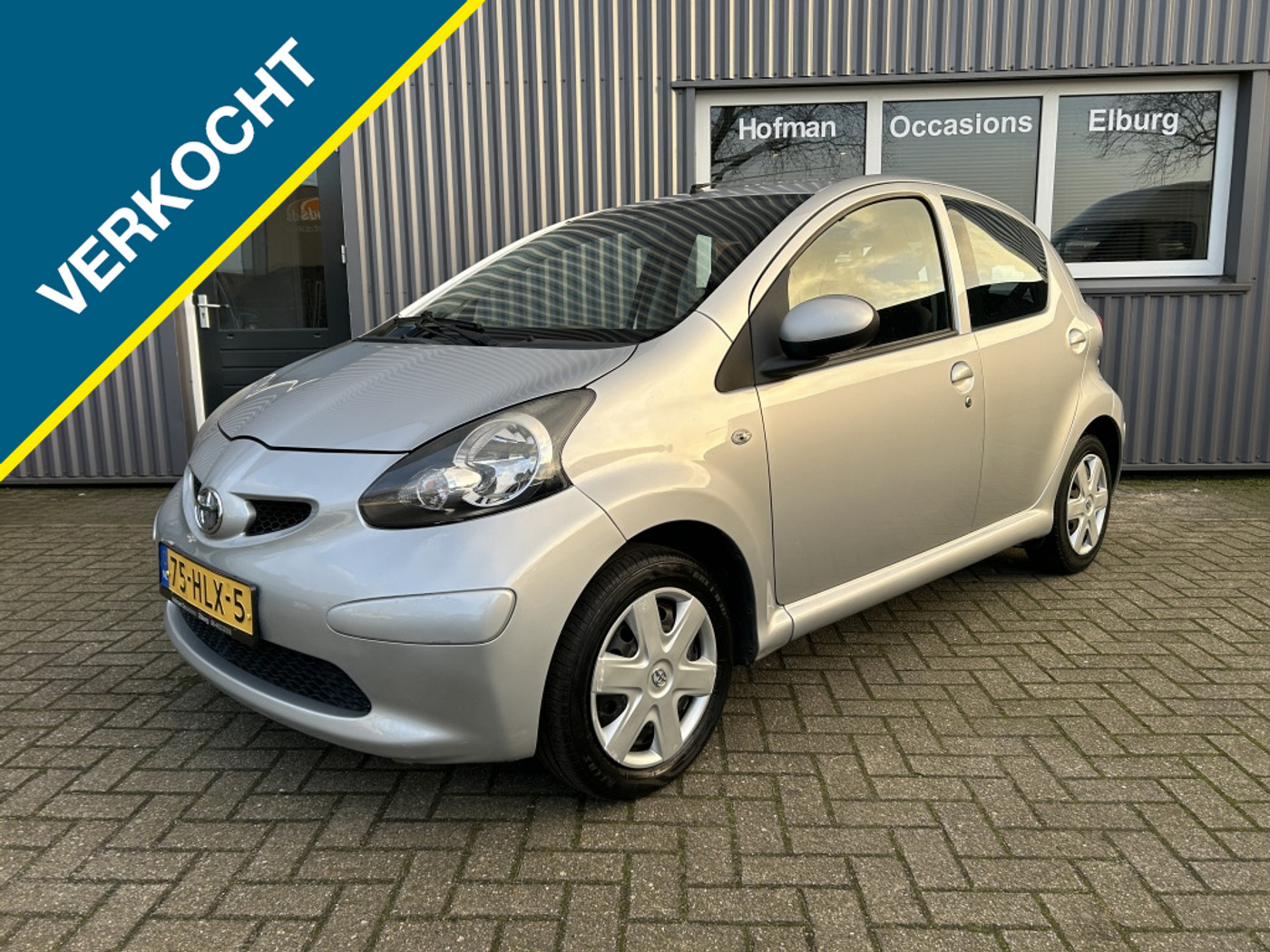 Toyota Toyota Aygo 1.0-12V + 5Deurs Airco Nieuwe APK! 2009 - voorkant