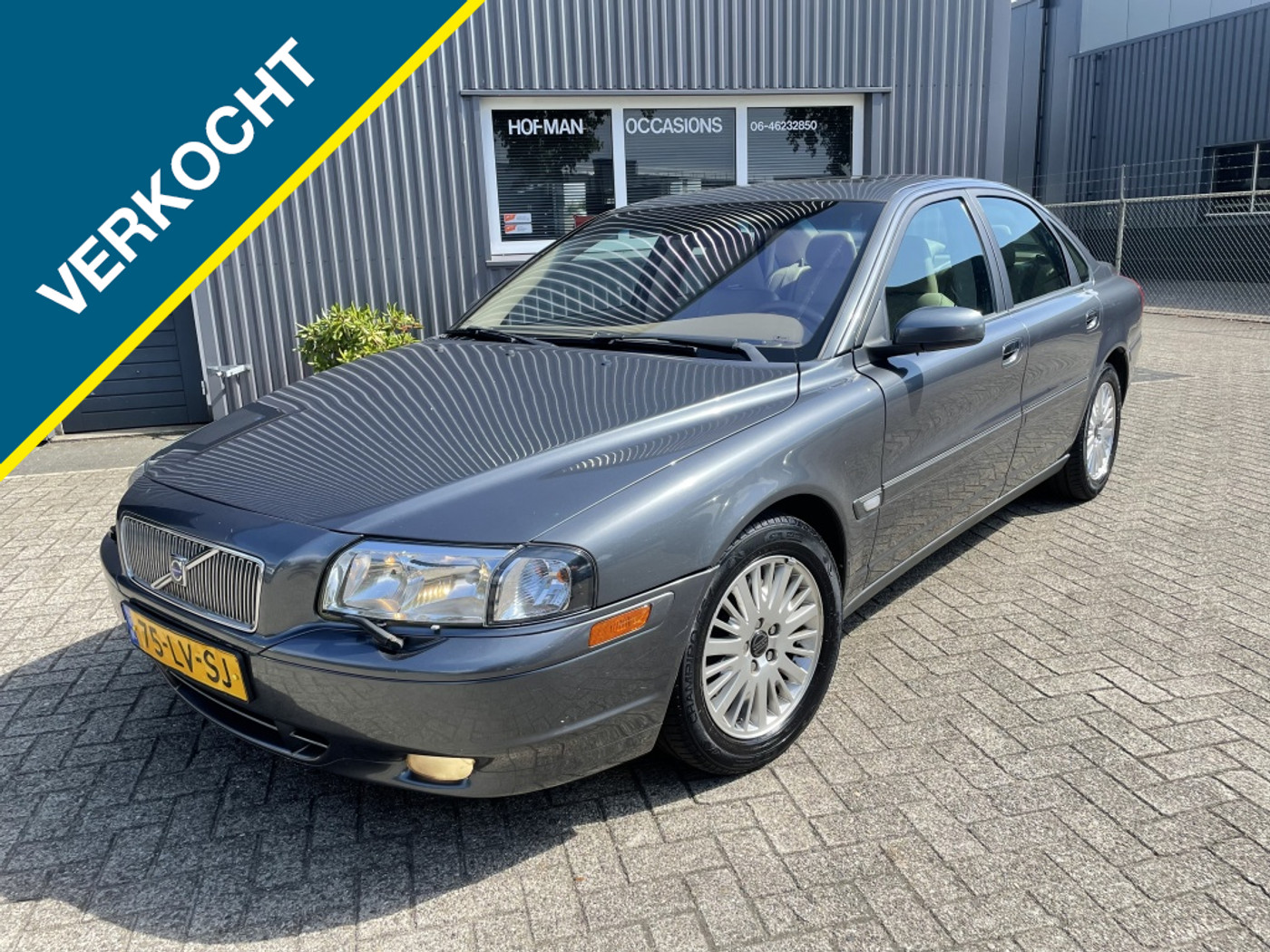 Volvo S80 2.5T AUT Exclusive - Schuifdak - Nieuwe APK! 2003 - voorkant