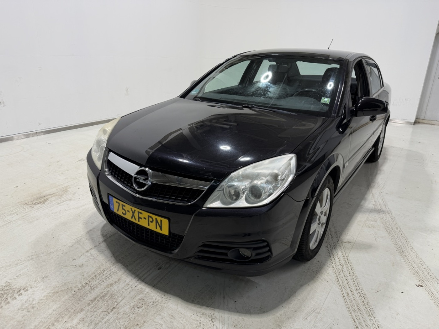 Opel Vectra 1.8-16V Cosmo 2007 - voorkant