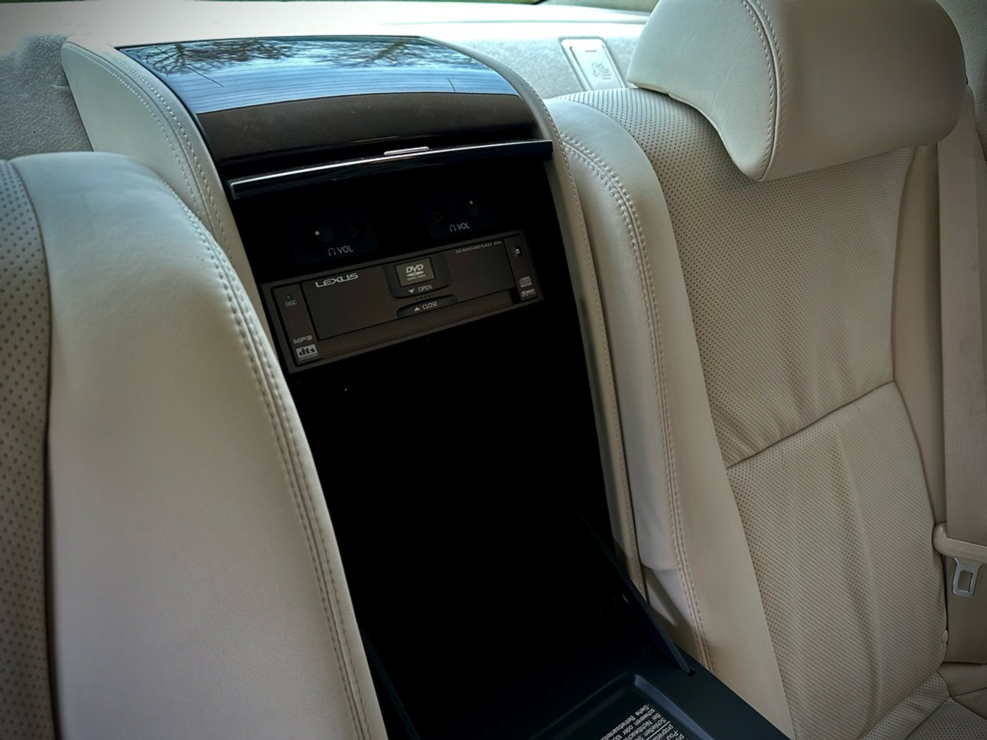 Foto van Lexus Lexus Ls600hl