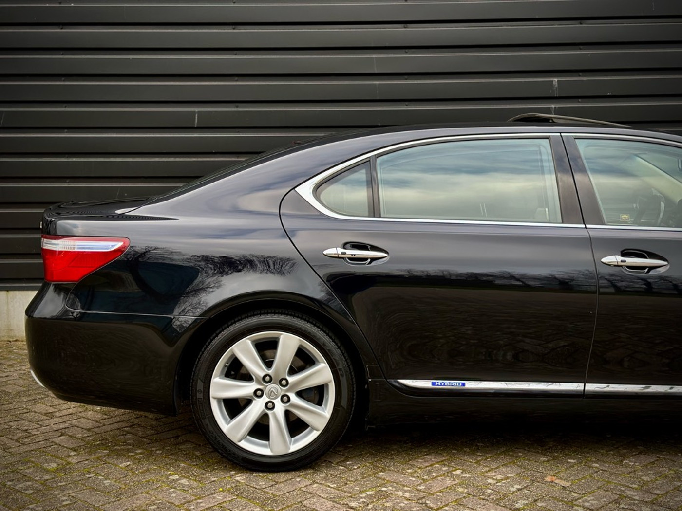 Foto van Lexus Lexus Ls600hl