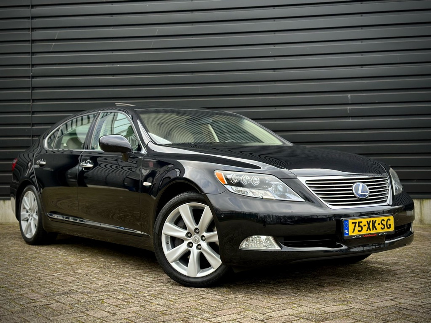 Foto van Lexus Lexus Ls600hl