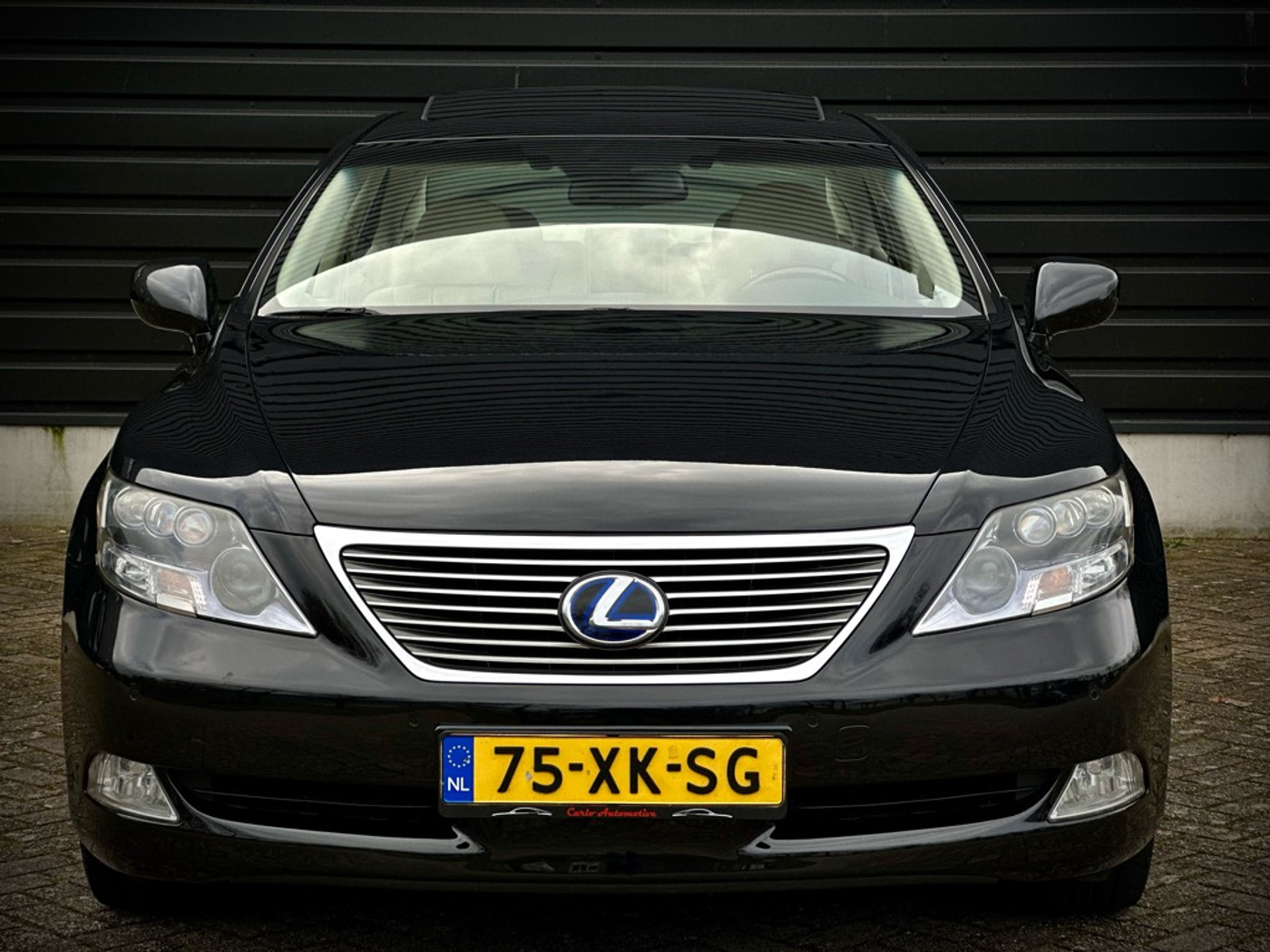 Foto van Lexus Lexus Ls600hl