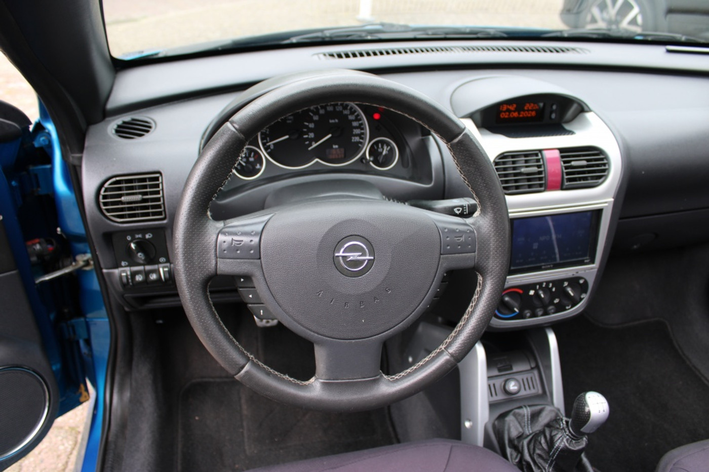 Foto van Opel Tigra