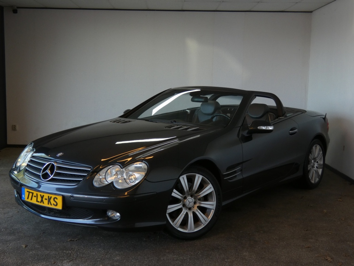 Mercedes-Benz SL 500 500 2003 - voorkant