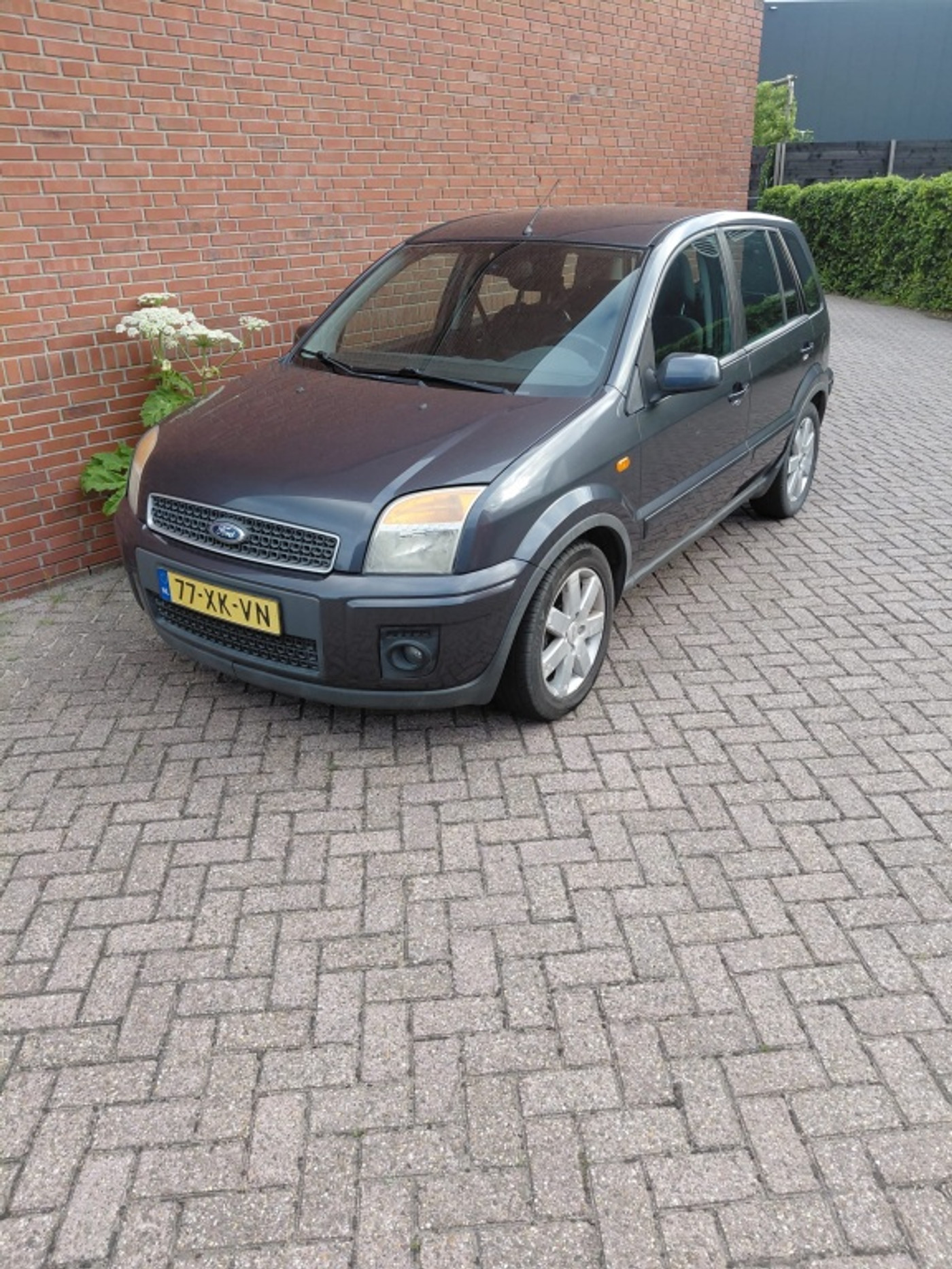 Ford Fusion 1.6-16V Futura 2007 - voorkant