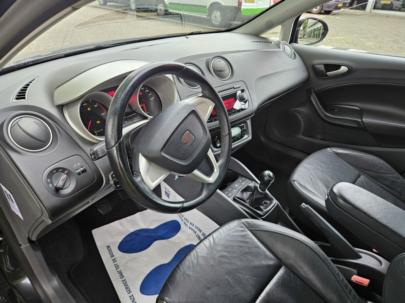 Foto van Seat Ibiza ST