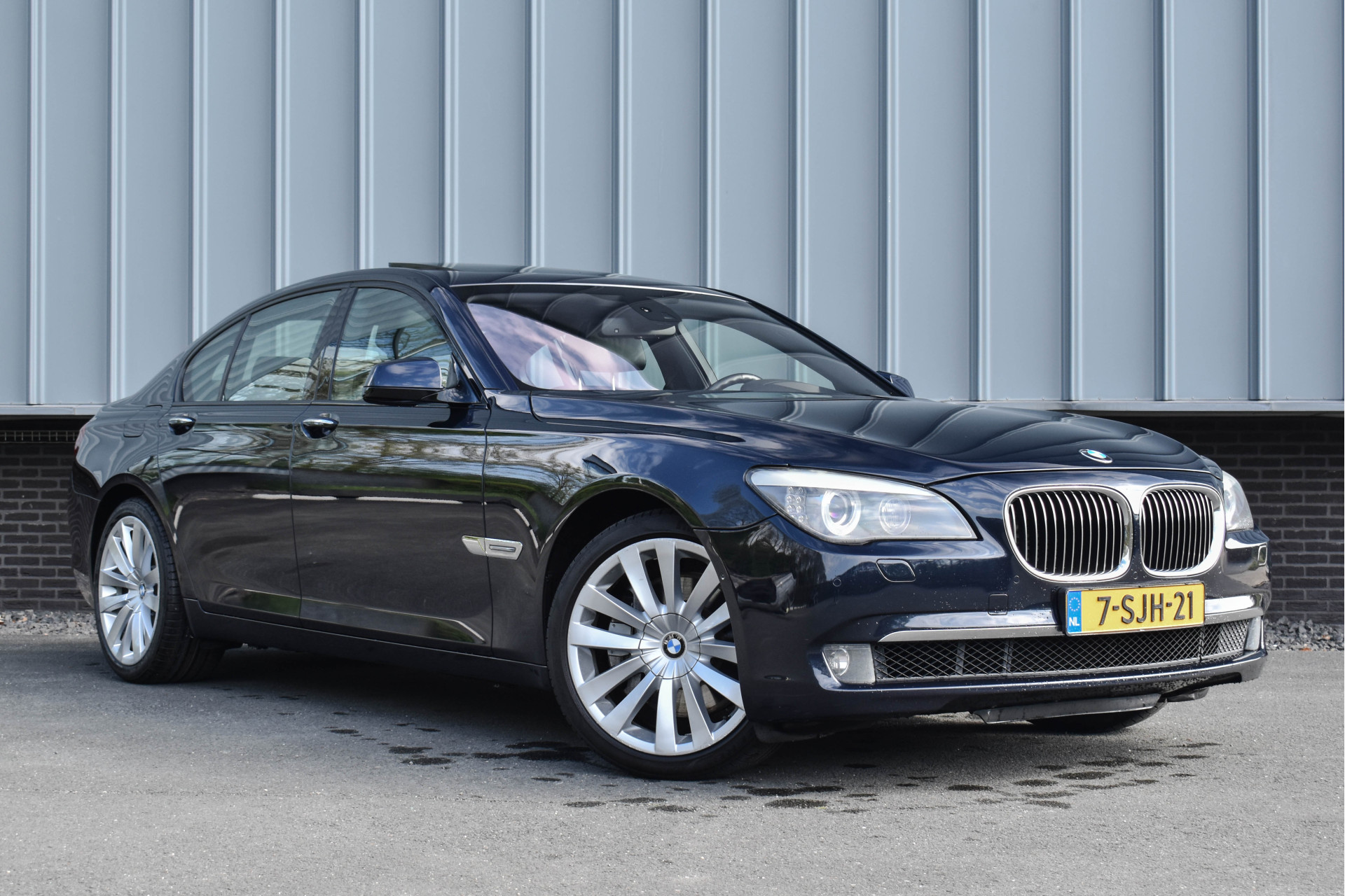 BMW 7er Reihe 750i 2008 - voorkant