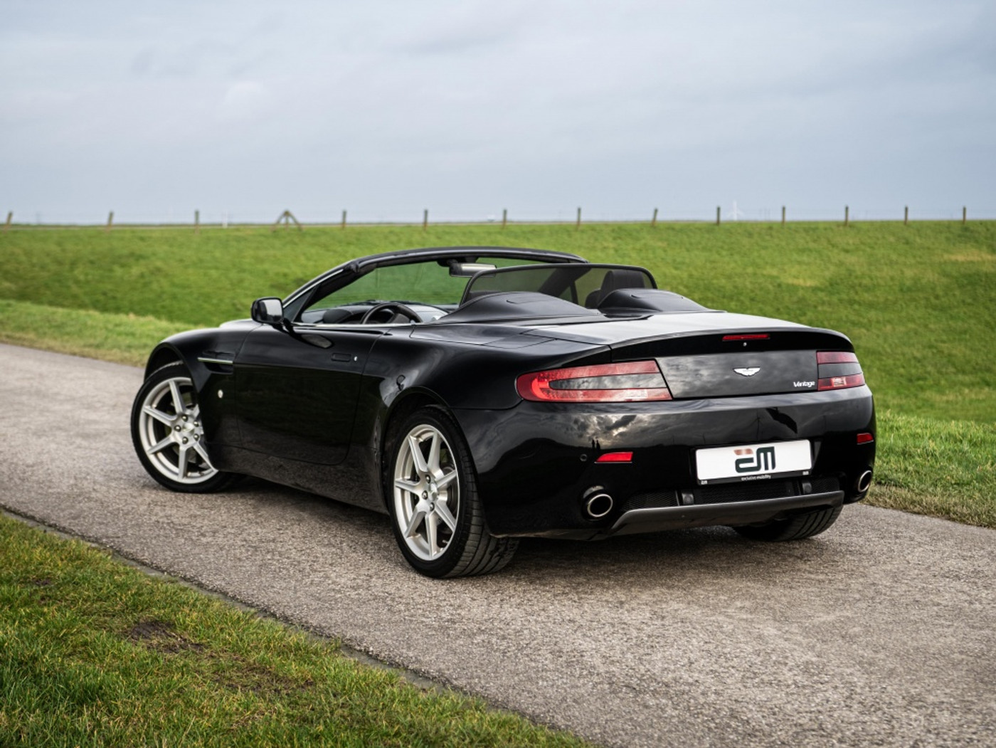 Foto van Aston Martin V8 Vantage Roadster