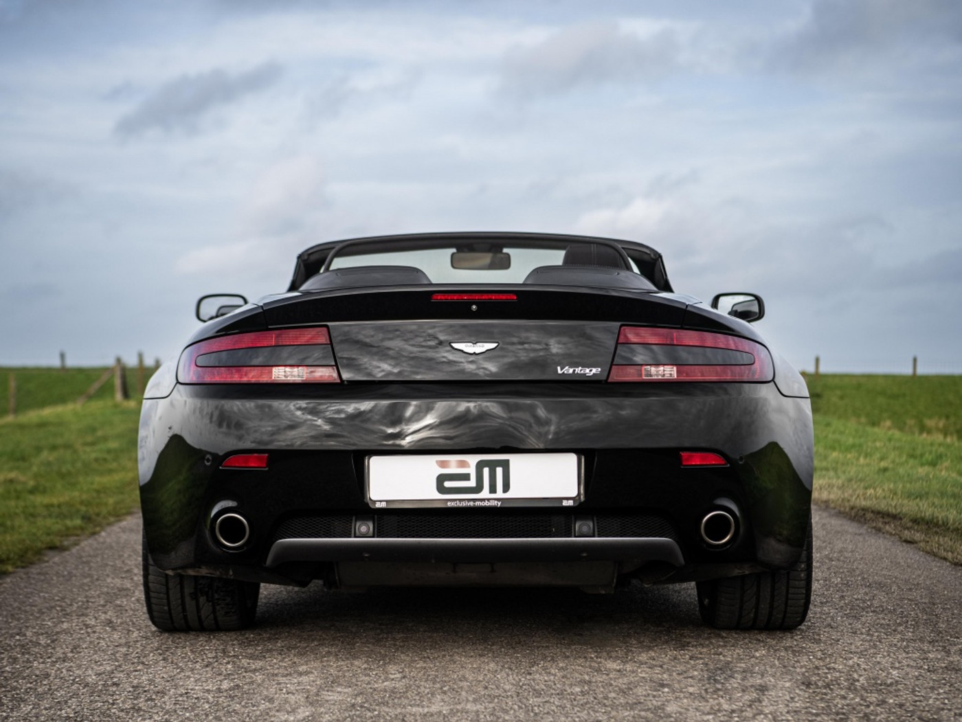 Foto van Aston Martin V8 Vantage Roadster