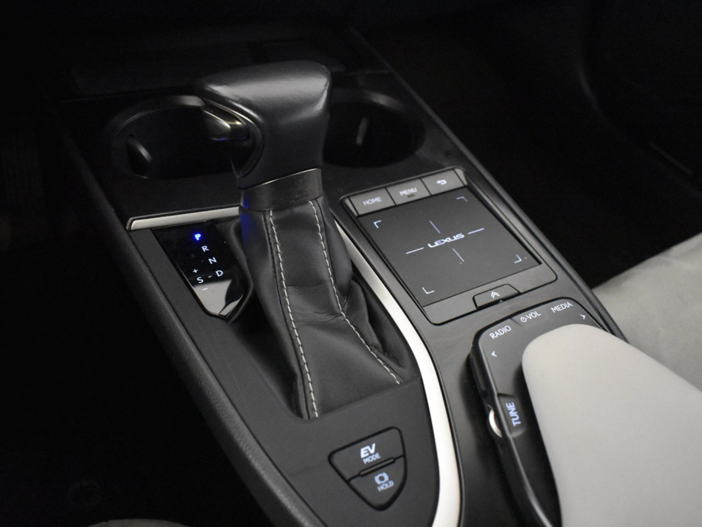 Foto van Lexus Ux