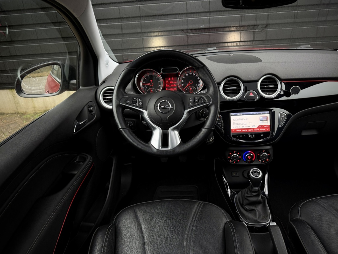 Foto van Opel Adam