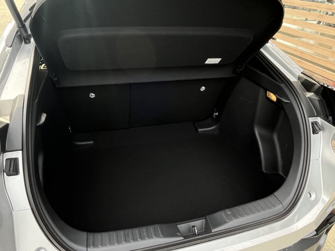 Foto van Toyota C-hr