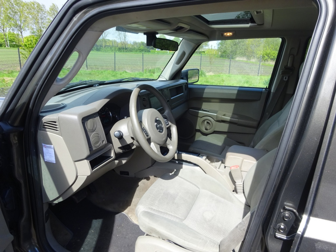 Foto van Jeep Commander