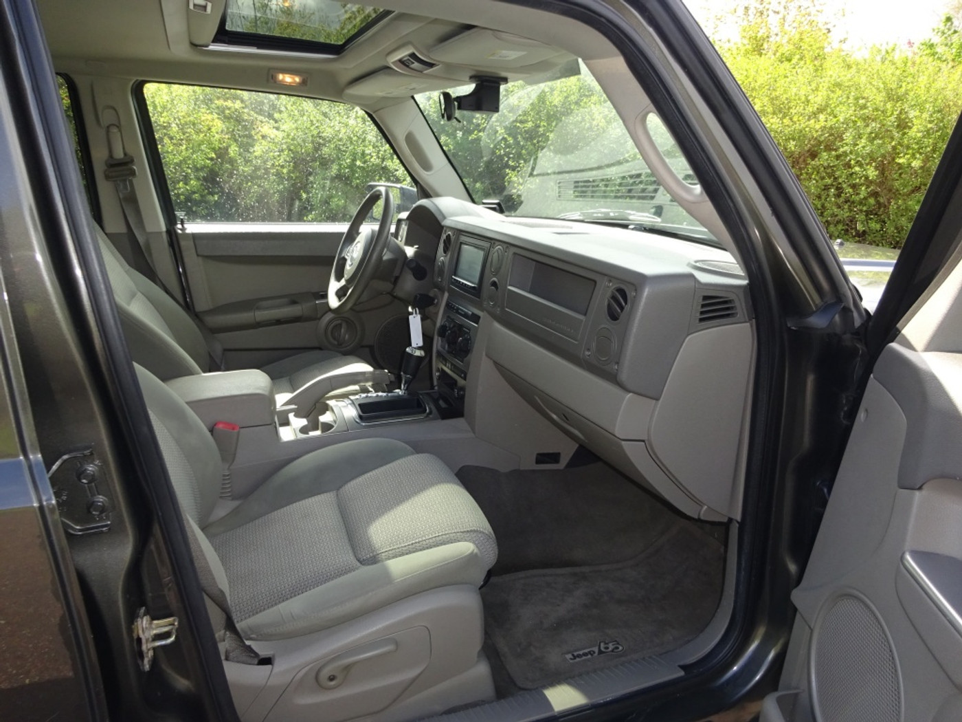 Foto van Jeep Commander
