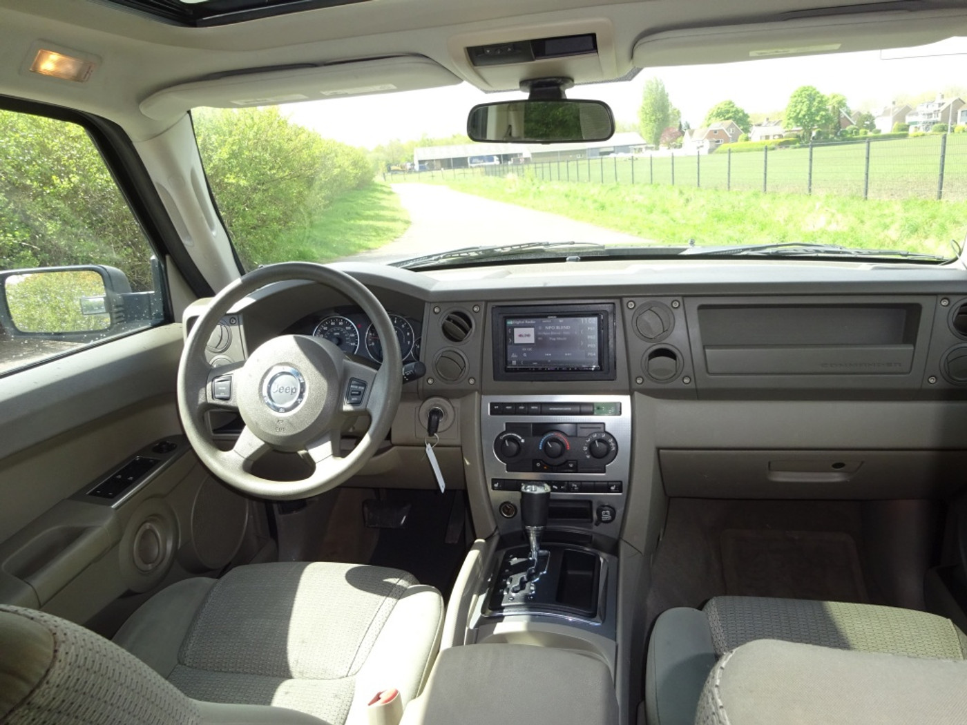 Foto van Jeep Commander