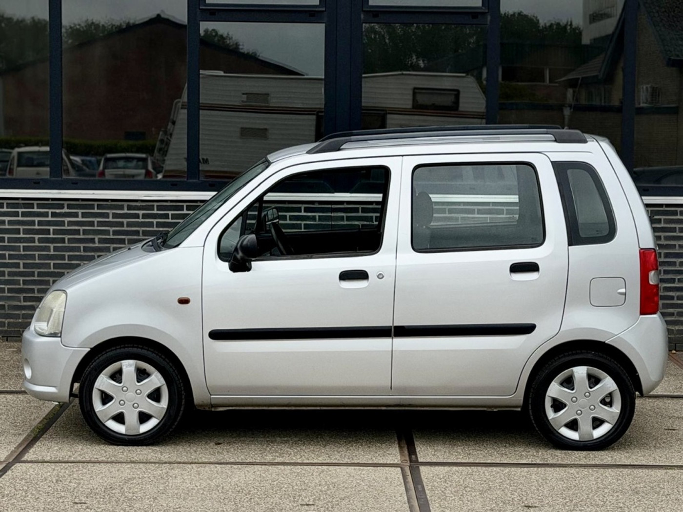 Foto van Suzuki Suzuki Wagon-r