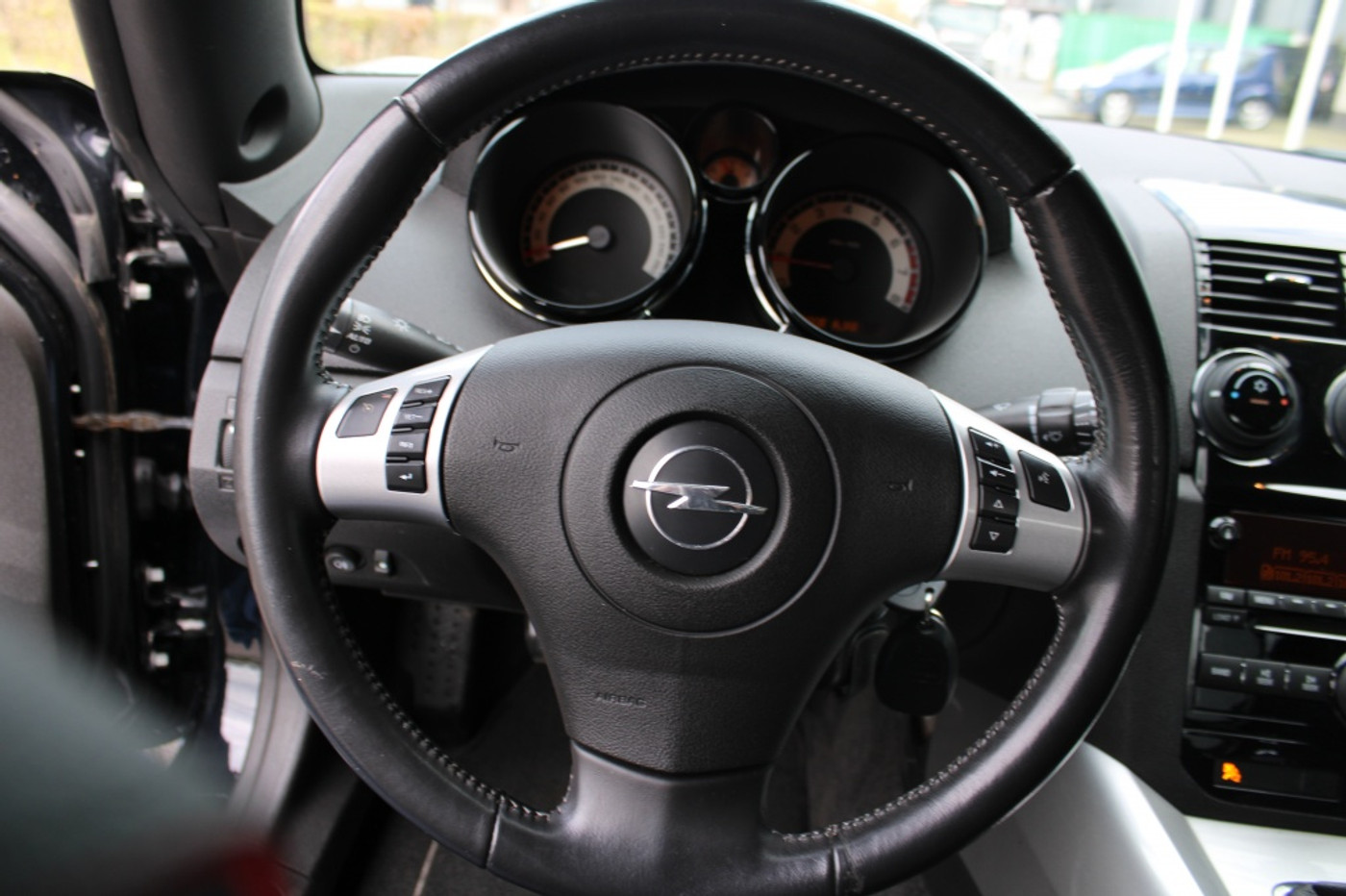 Foto van Opel GT