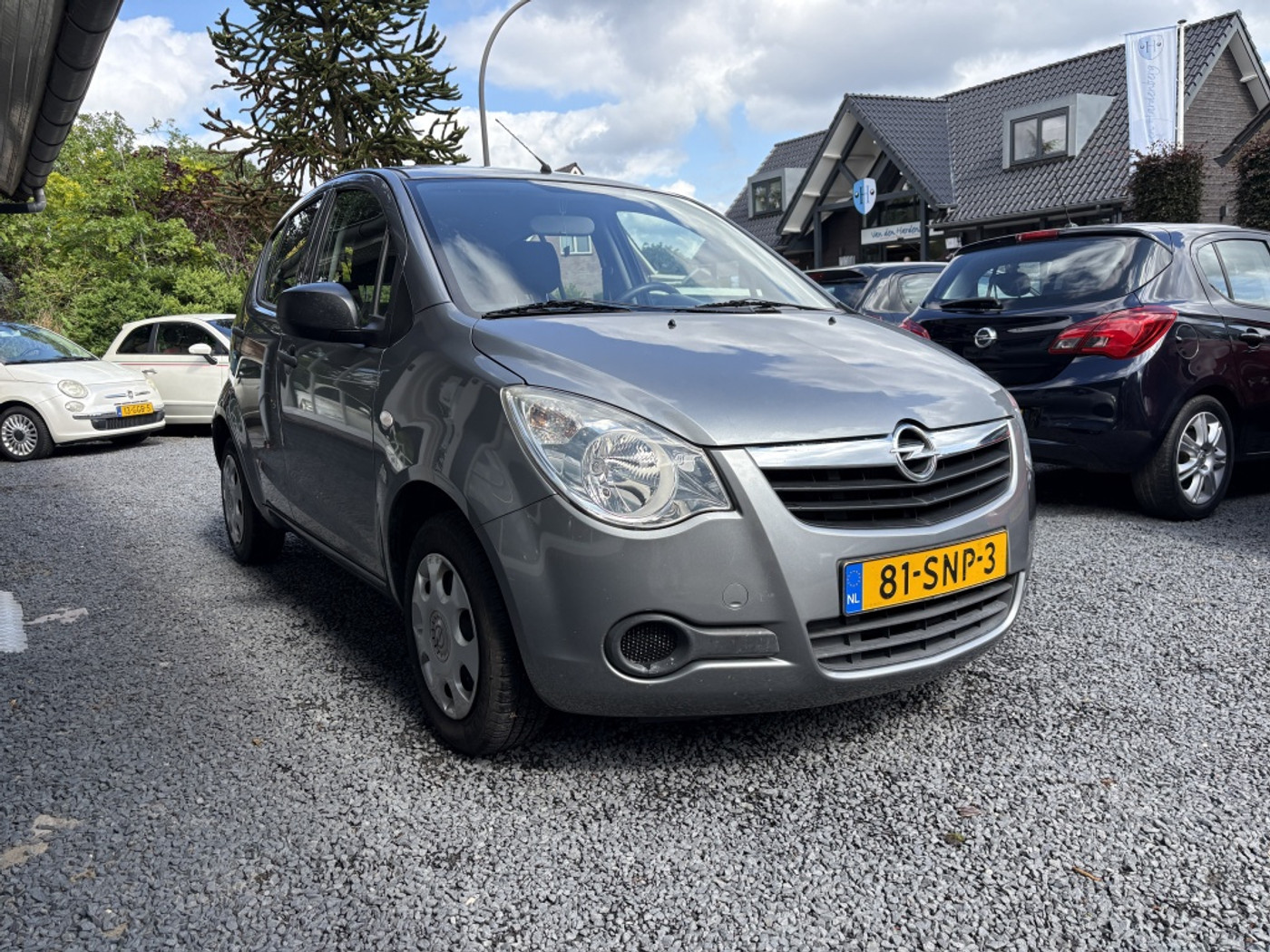 Foto van Opel Agila