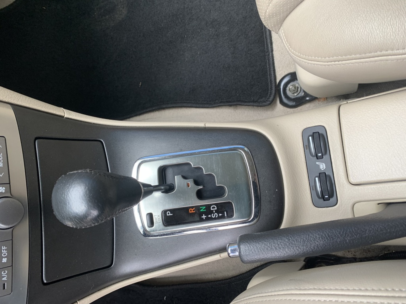 Foto van Toyota Toyota Avensis