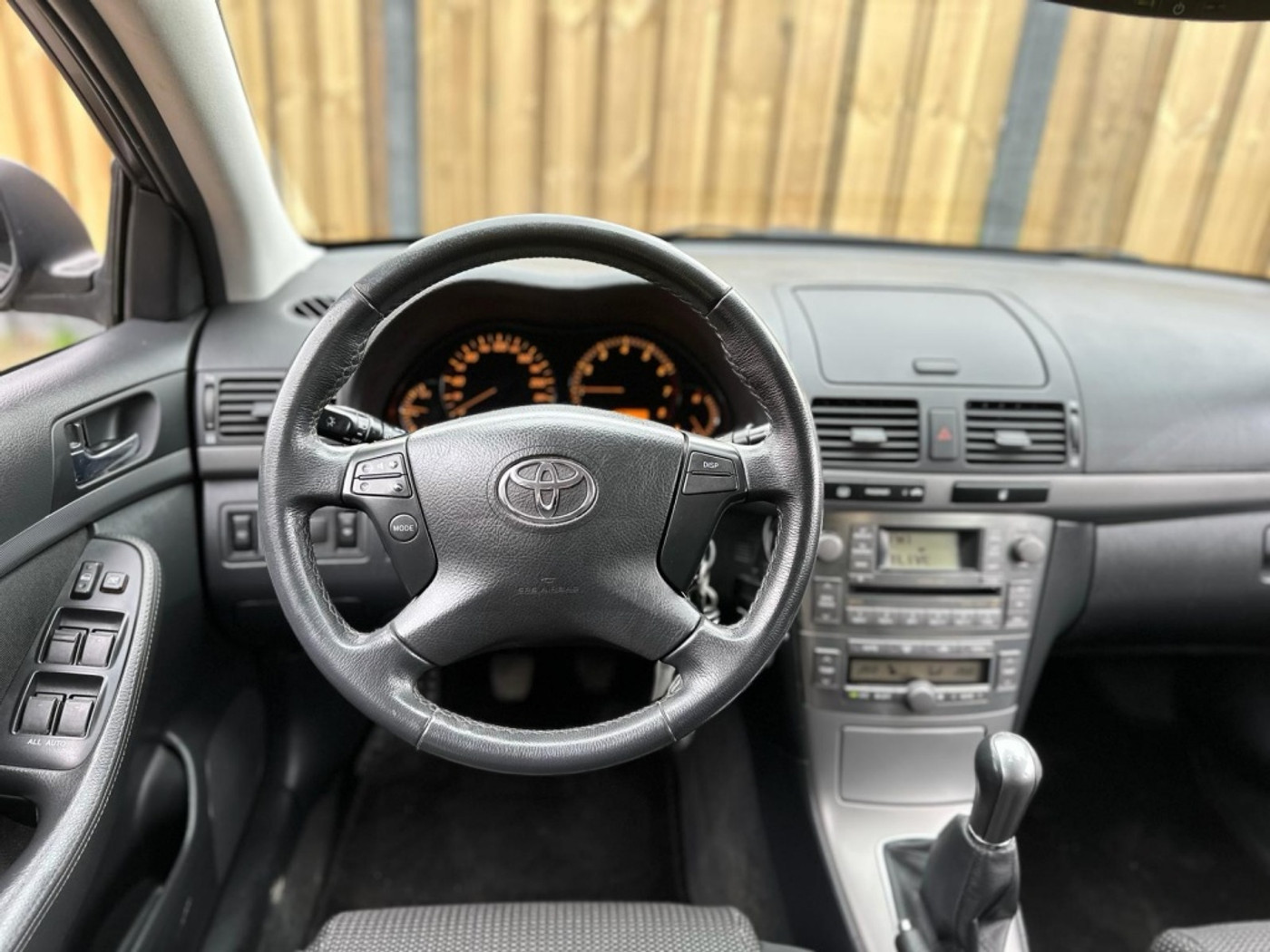 Foto van Toyota Toyota Avensis