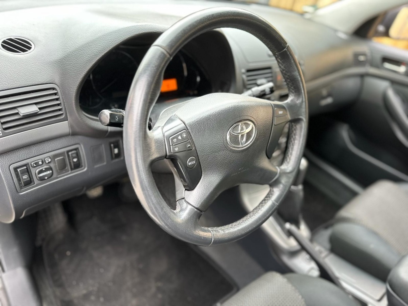 Foto van Toyota Toyota Avensis