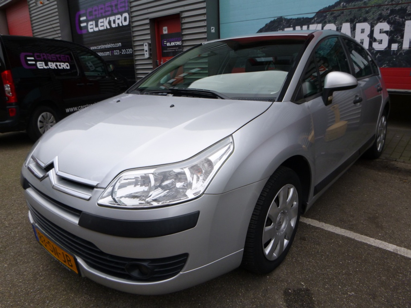 Citroen C4 1.6 Prestige,APK3-2025, 5deurs,AIRCO,etc. 2006 - voorkant