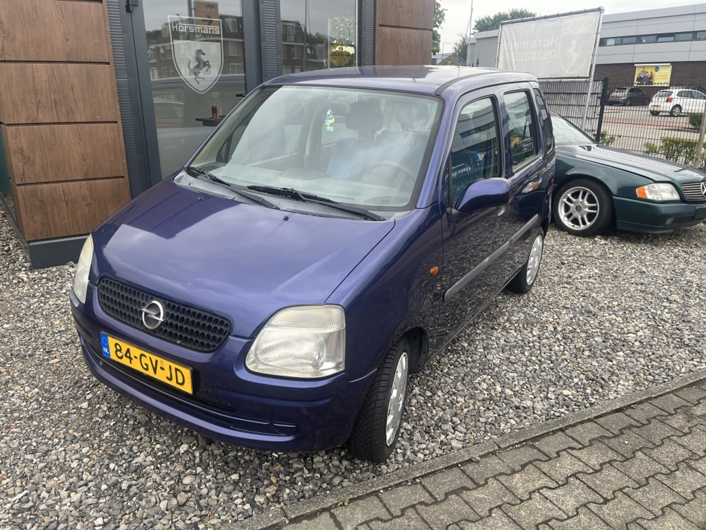 Opel Agila 1.2-16V Comfort 2001 - voorkant