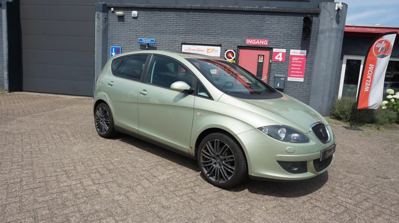 Seat Altea 1.6 Stylance 2005 - voorkant