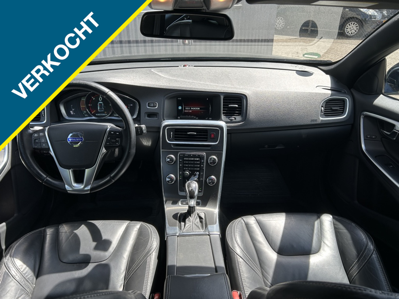 Foto van Volvo V60 Plug In Hybrid
