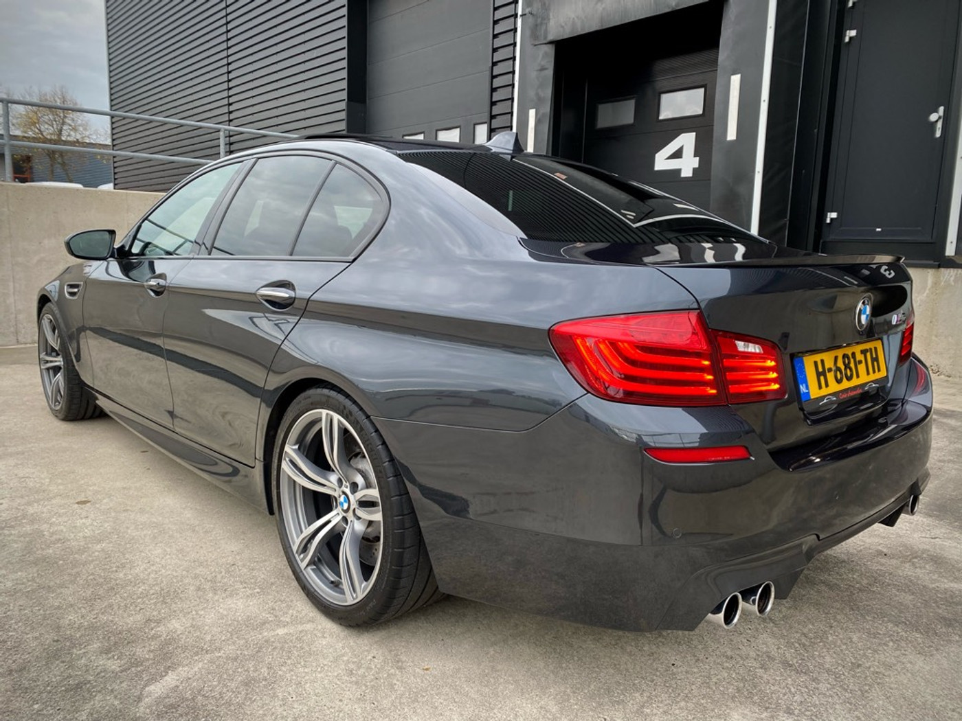 Foto van BMW M5