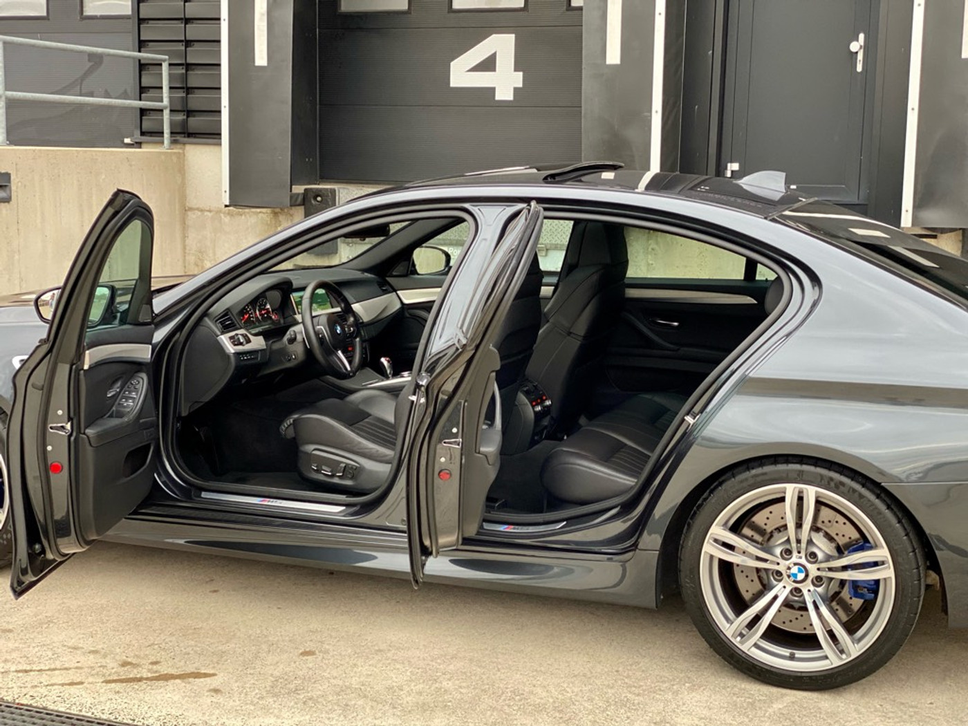 Foto van BMW M5