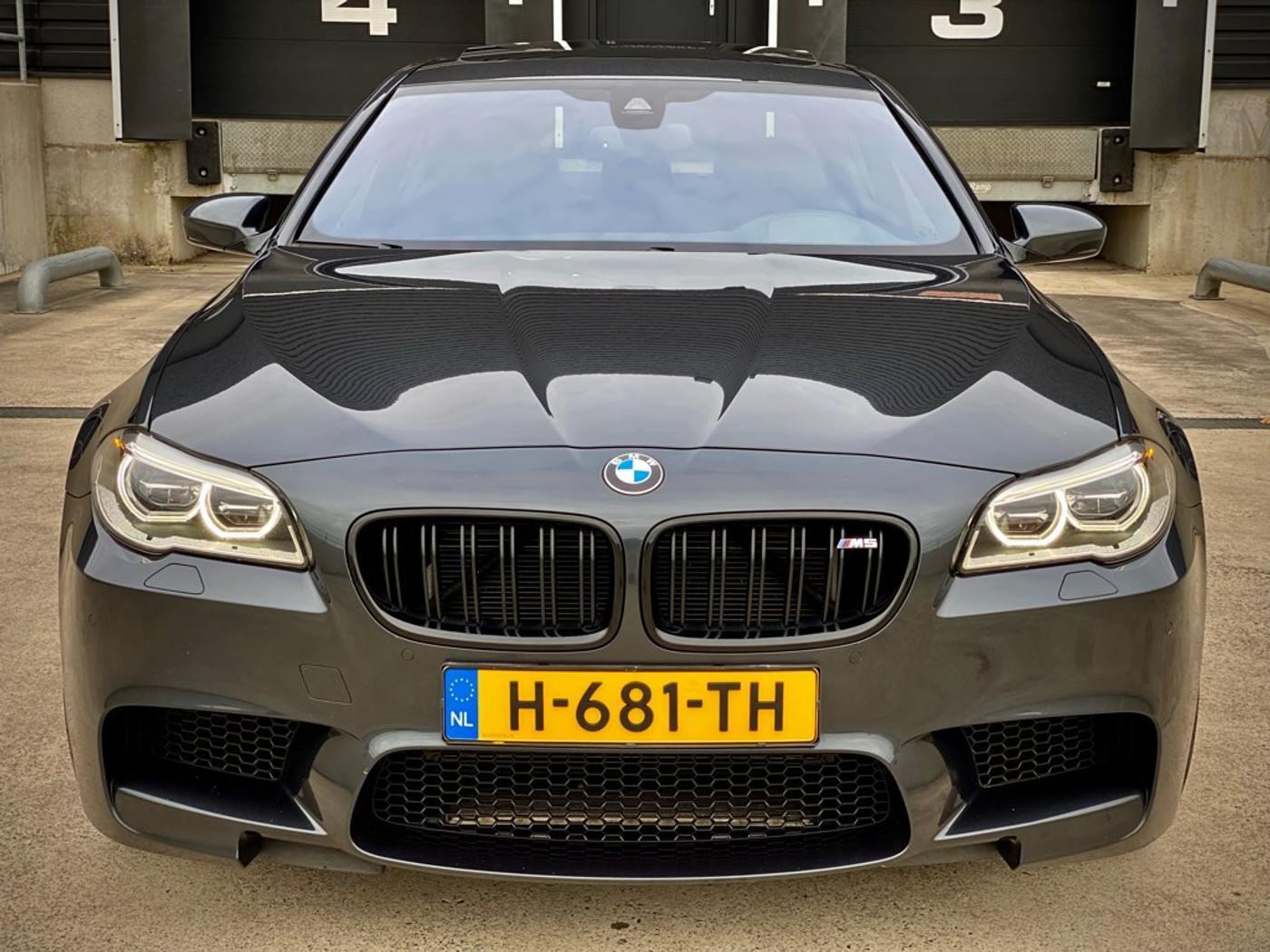 Foto van BMW M5
