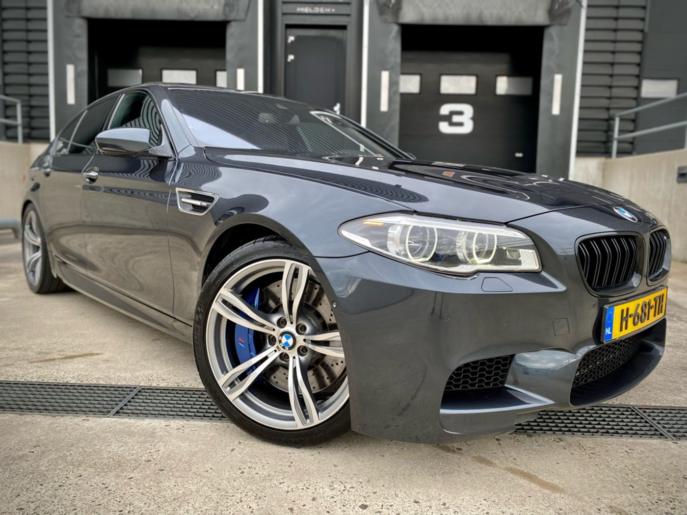 Foto van BMW M5