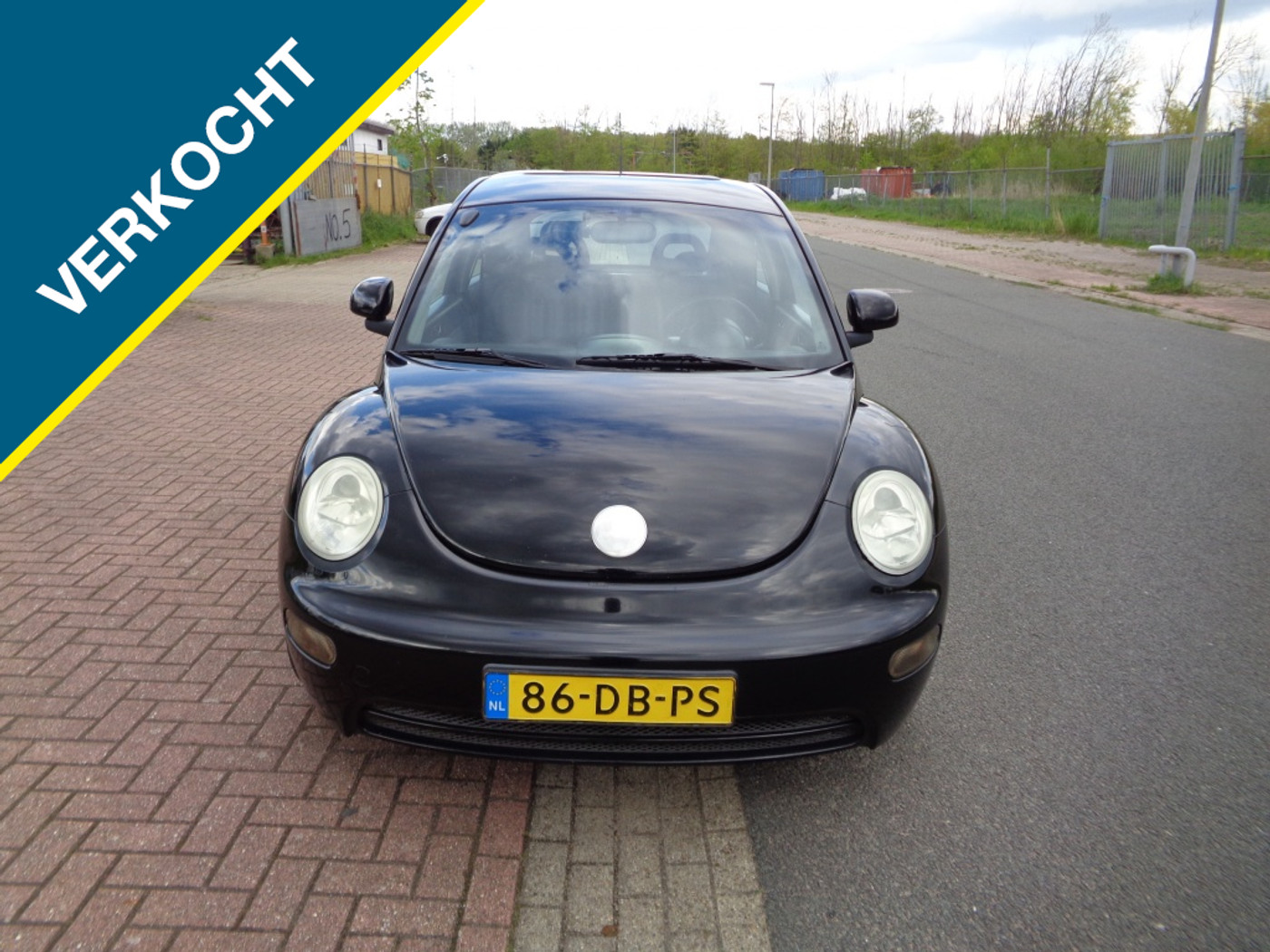 Volkswagen New Beetle 2.0 Highline 1999 - voorkant