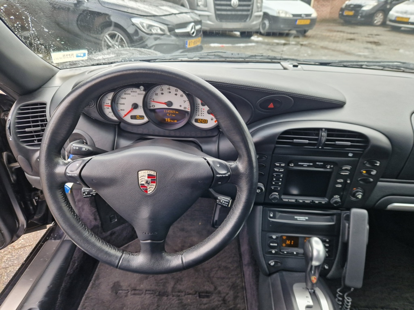 Foto van Porsche 911 Carrera