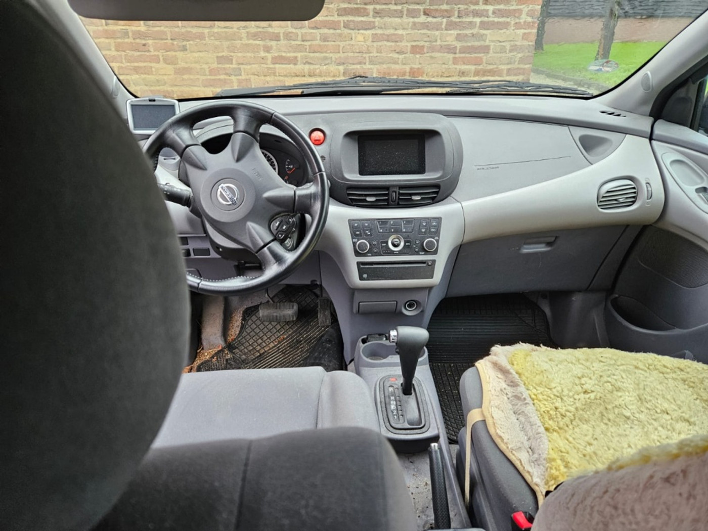 Foto van Nissan Nissan Almera Tino