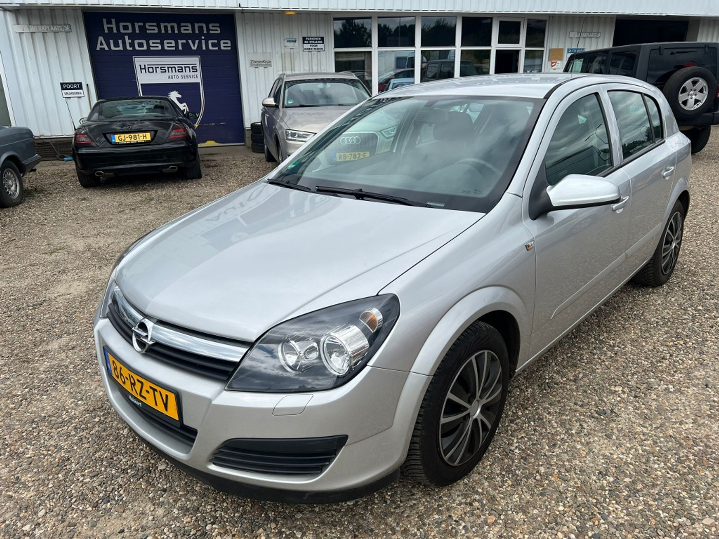 Opel Astra 1.8 Edition*TOPSTAAT*CLIMA*120dkm 2005 - voorkant