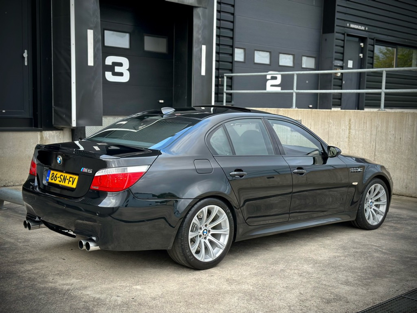 Foto van BMW M5