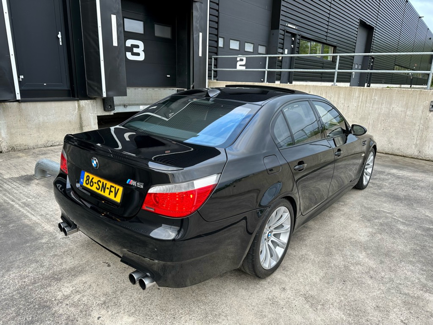 Foto van BMW M5