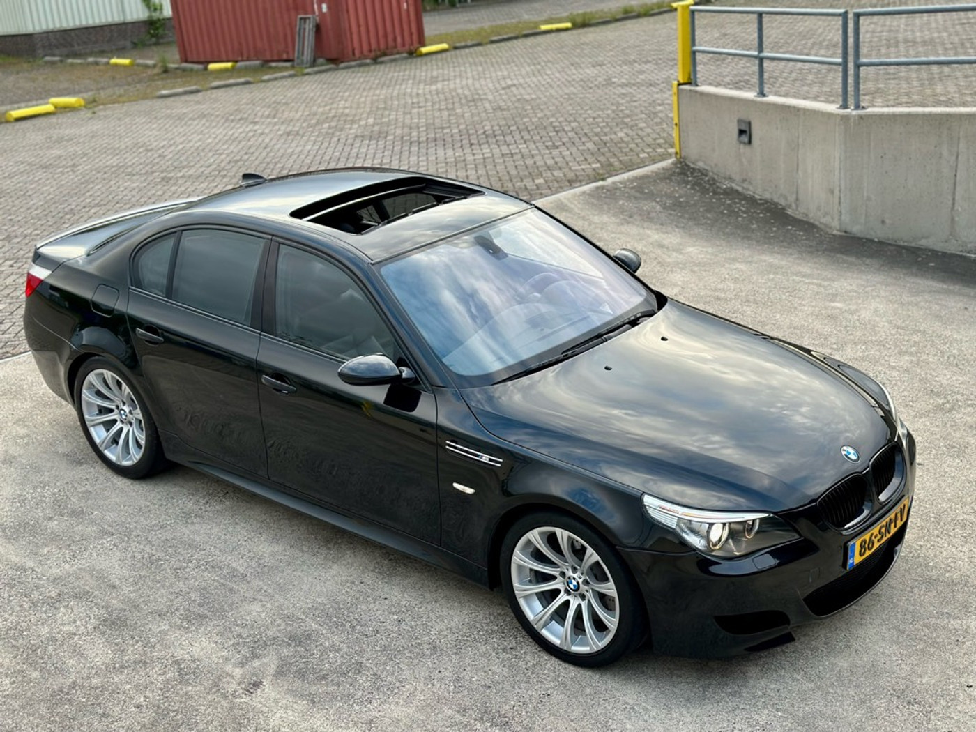 Foto van BMW M5
