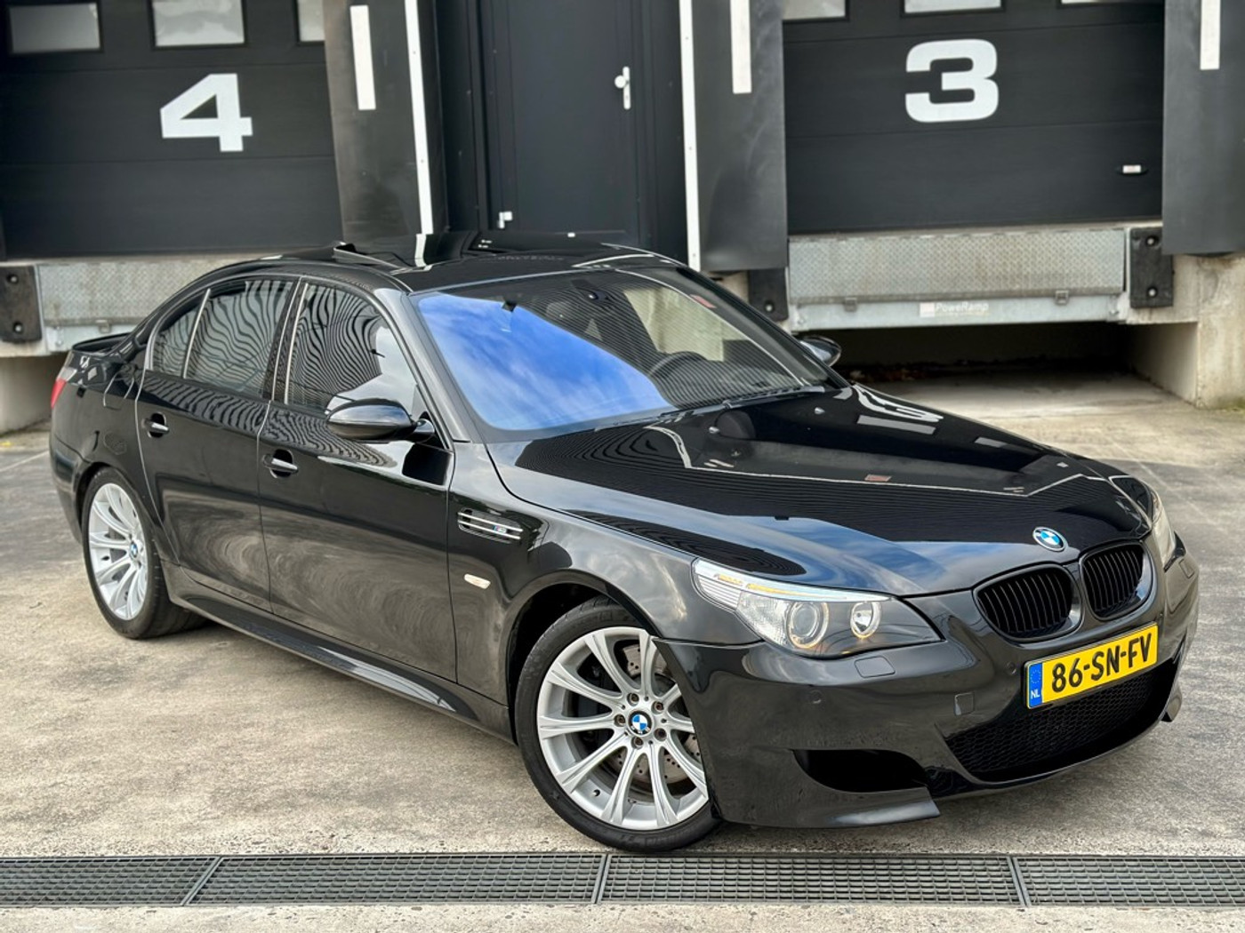 Foto van BMW M5