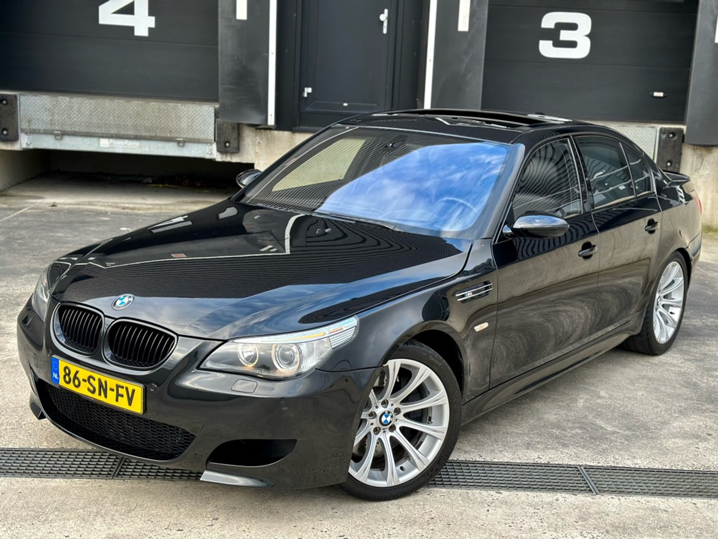 Foto van BMW M5