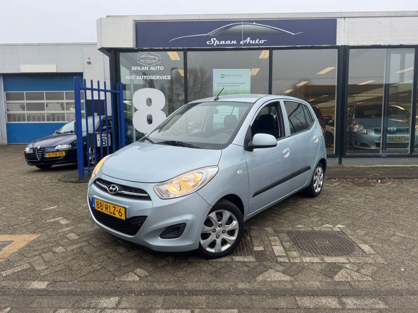 Hyundai I 10 1.1 i-Drive Cool | AIRCO | 5 DEURS | E-RAMEN 2011 - voorkant