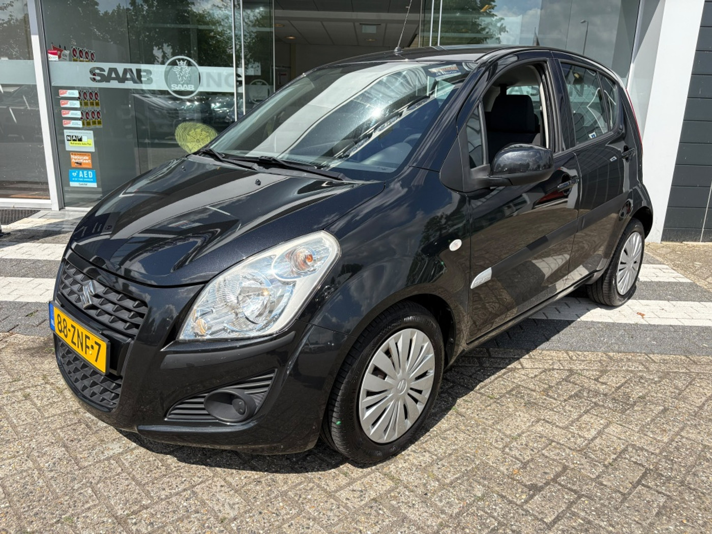 Suzuki Splash 1.0 VVT Comfort 2013 - voorkant