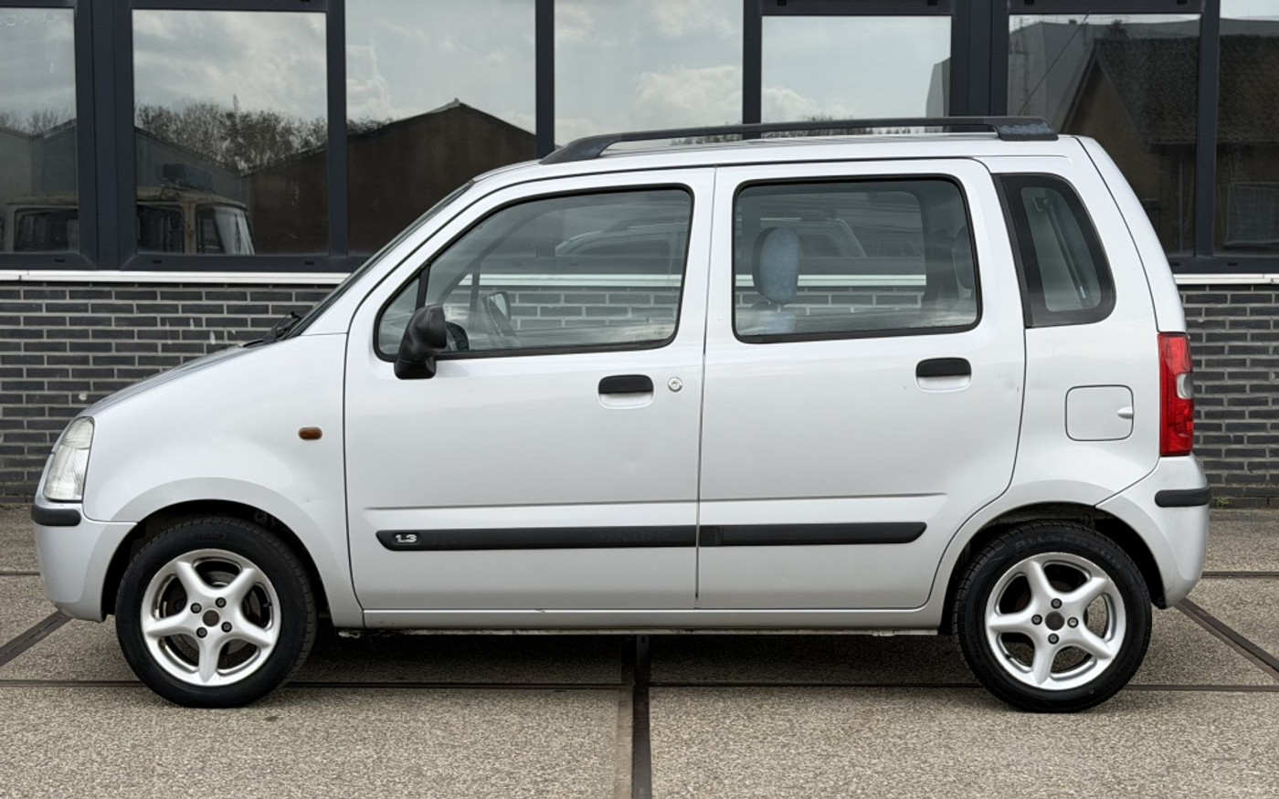 Foto van Suzuki Wagon R
