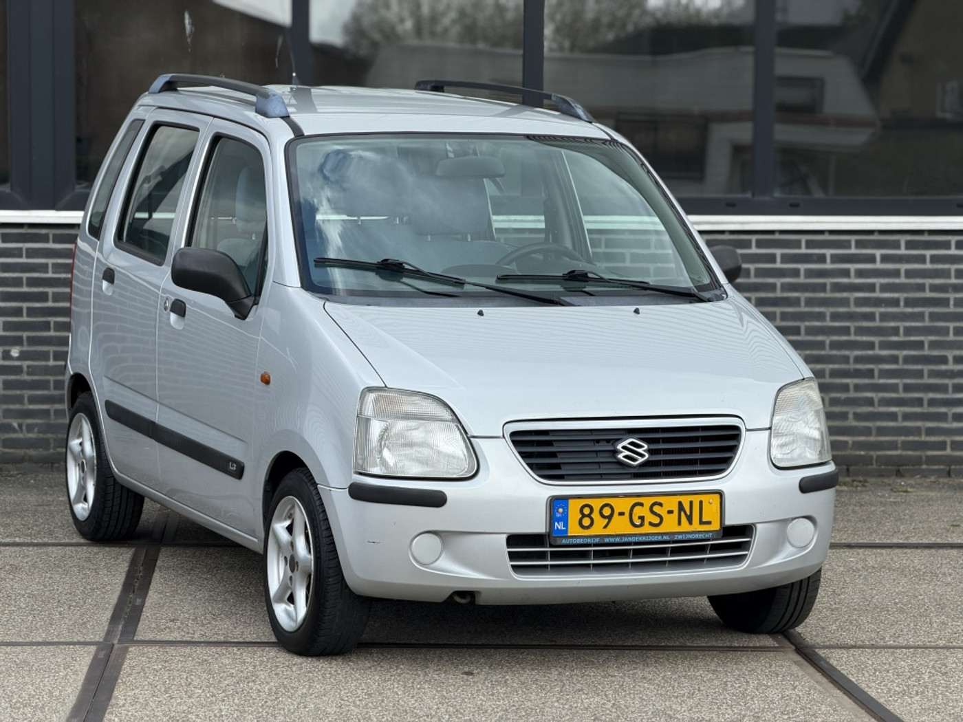 Foto van Suzuki Wagon R