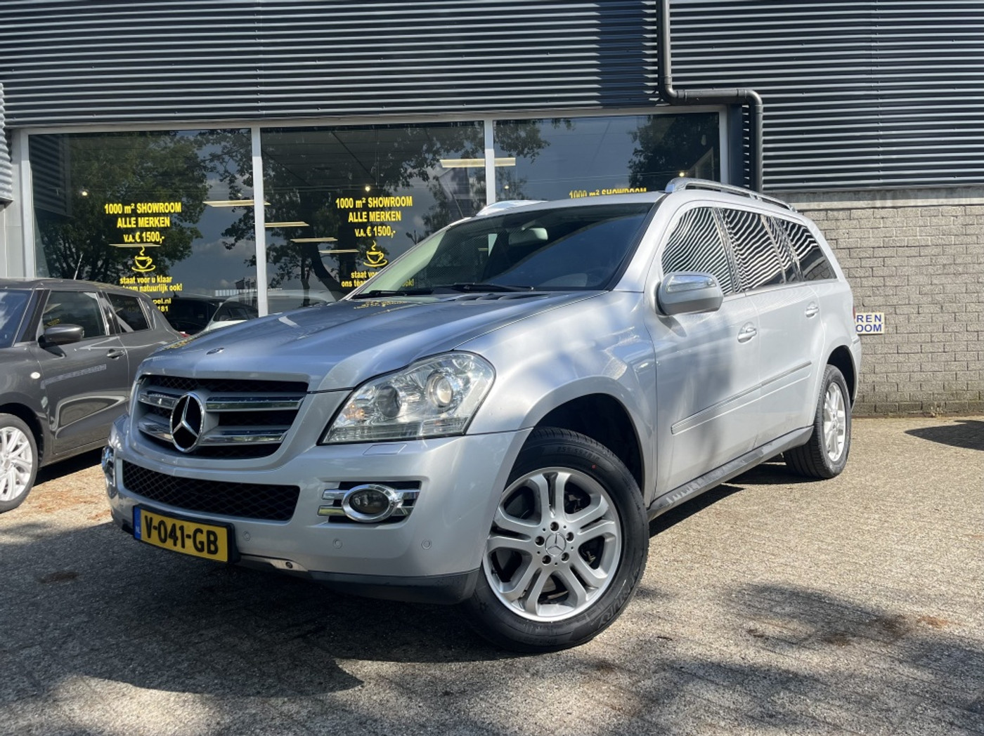 Mercedes-Benz GL 320 CDI 4MATIC 2010 - voorkant
