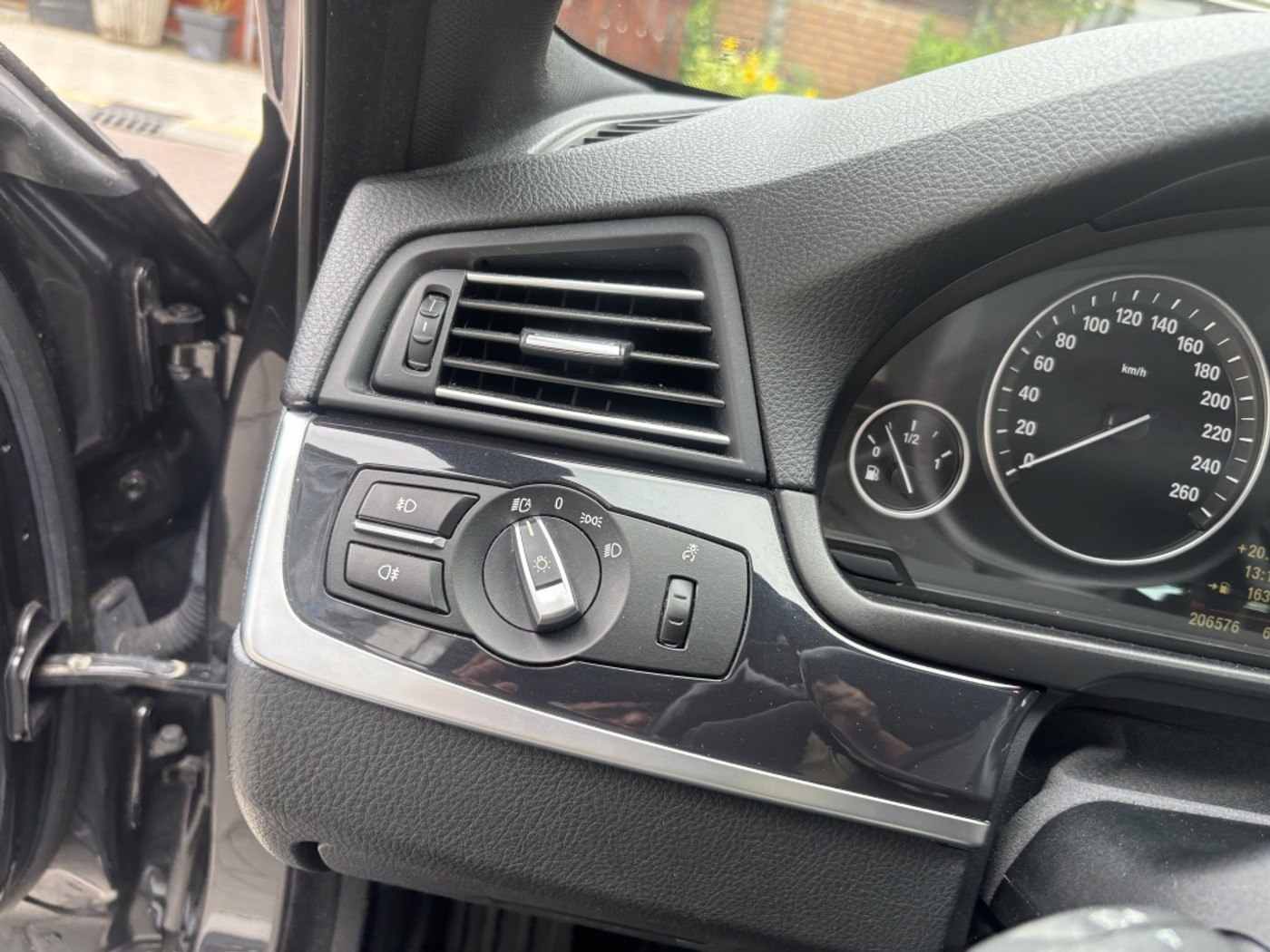 Foto van BMW 523i